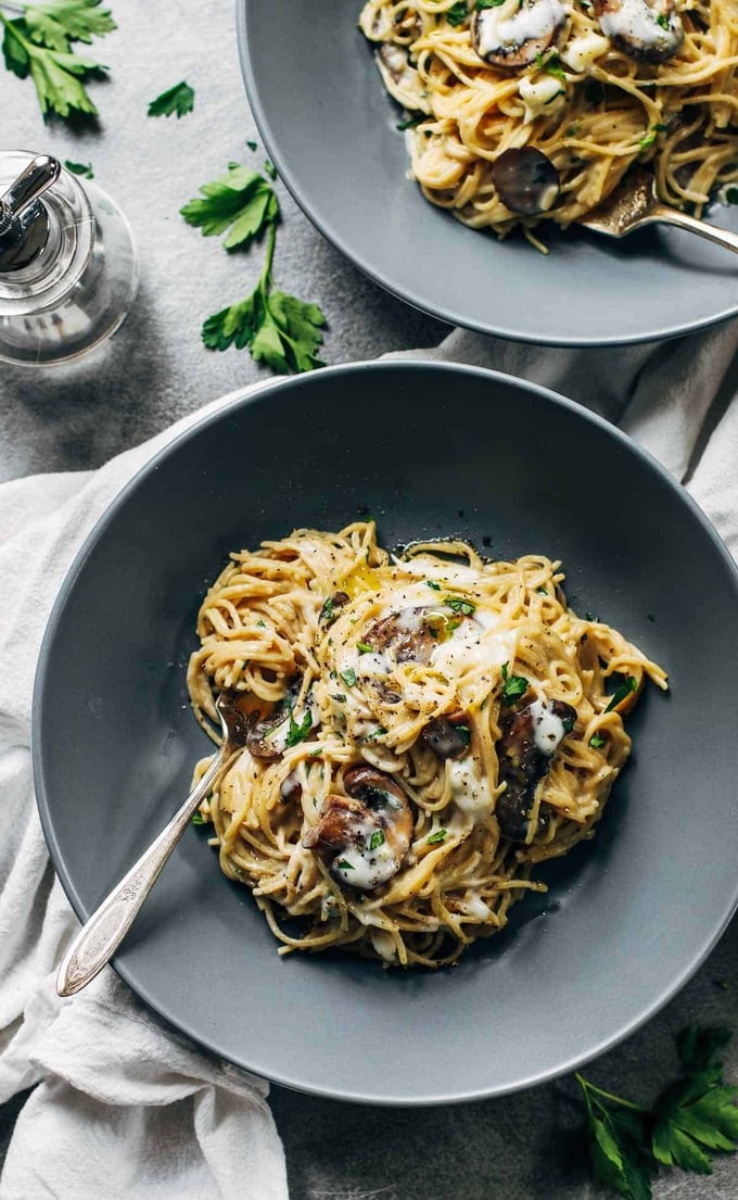 Creamy Garlic Herb Mushroom Spaghetti from pinchofyum.com